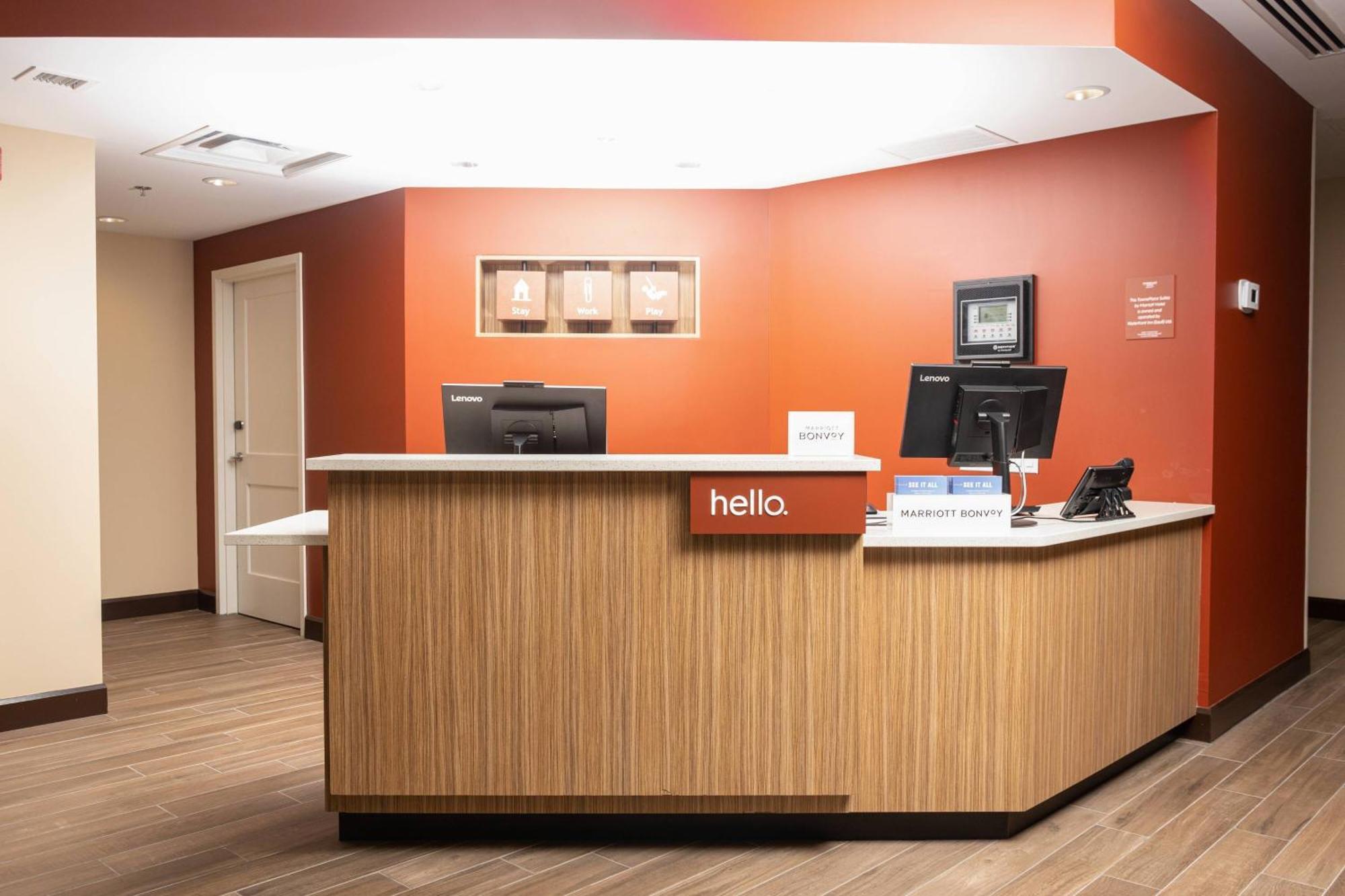 Towneplace Suites By Marriott Petawawa Экстерьер фото